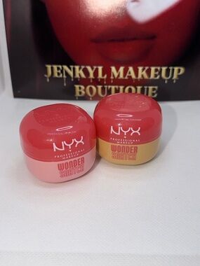 NYX Wonder Snatch powder  -